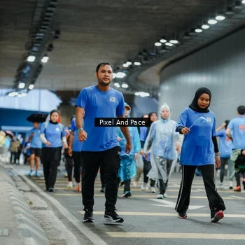 Runner Photo 7825368