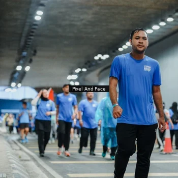 Runner Photo 7825379