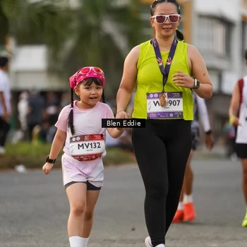 Runner Photo 7825394