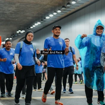 Runner Photo 7825398