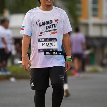 Runner Photo 7825399