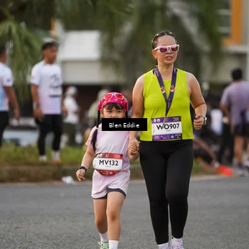 Runner Photo 7825413