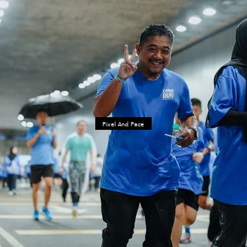 Runner Photo 7825434