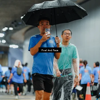 Runner Photo 7825444