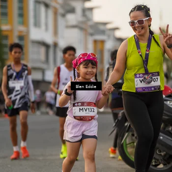 Runner Photo 7825458