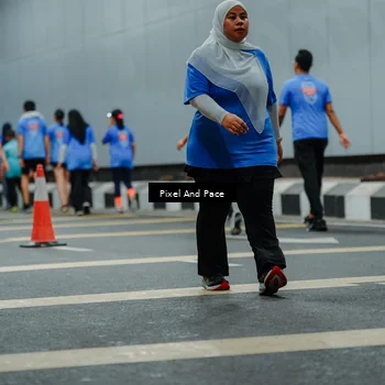 Runner Photo 7825471