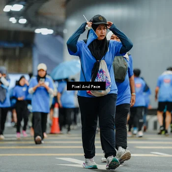 Runner Photo 7825477