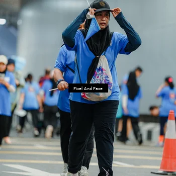 Runner Photo 7825481