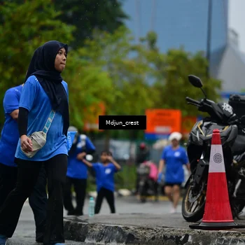 Runner Photo 7825496