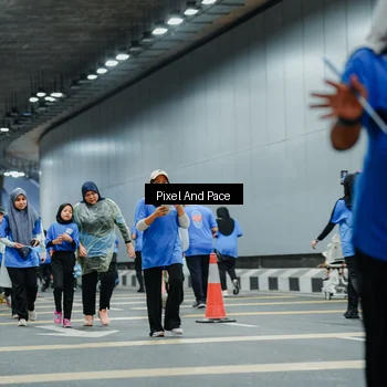 Runner Photo 7825516