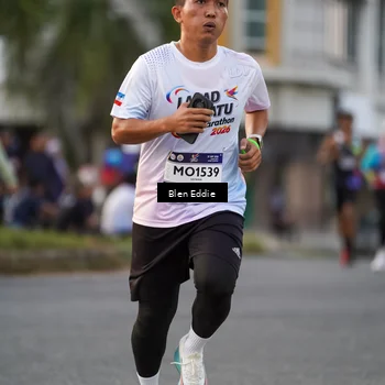 Runner Photo 7825542