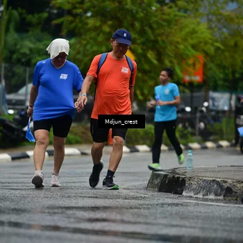 Runner Photo 7825565