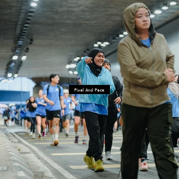Runner Photo 7825587