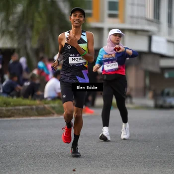 Runner Photo 7825591