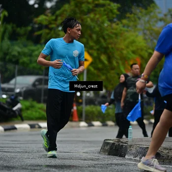 Runner Photo 7825602