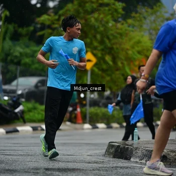 Runner Photo 7825603
