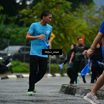 Runner Photo 7825615