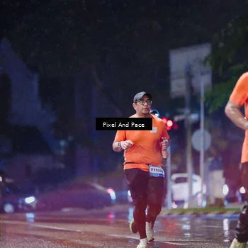 Runner Photo 7825654