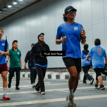 Runner Photo 7825656