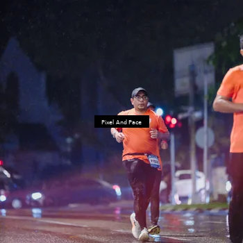 Runner Photo 7825657