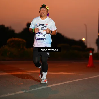 Runner Photo 7825671