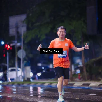 Runner Photo 7825674