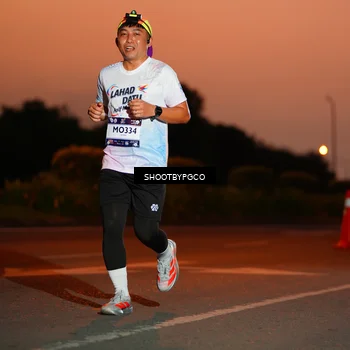 Runner Photo 7825676