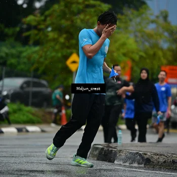 Runner Photo 7825683