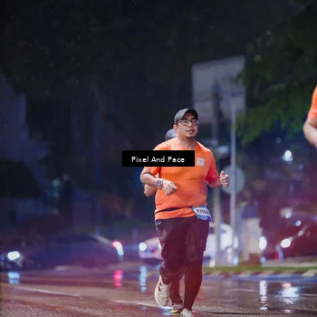 Runner Photo 7825684