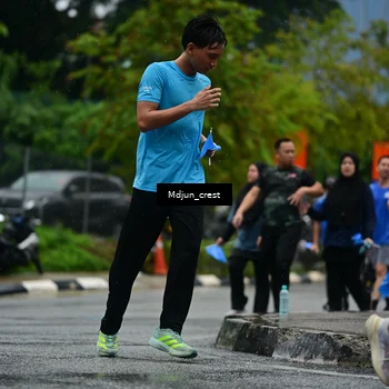Runner Photo 7825685