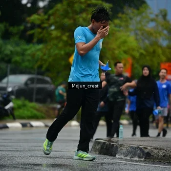 Runner Photo 7825687