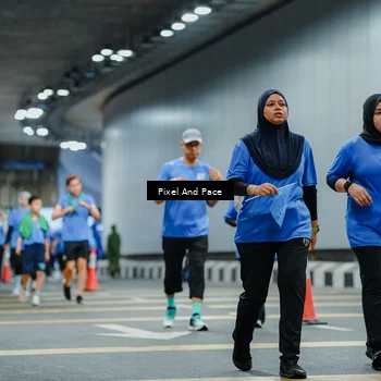 Runner Photo 7825698