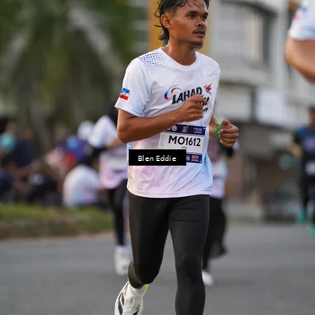 Runner Photo 7825702