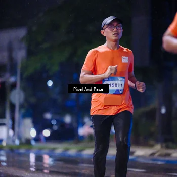 Runner Photo 7825706