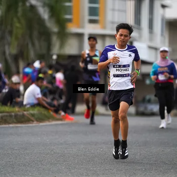 Runner Photo 7825712