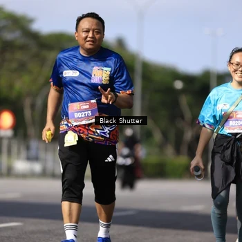 Runner Photo 7825716