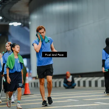 Runner Photo 7825719