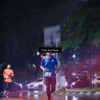 Runner Photo 7825726