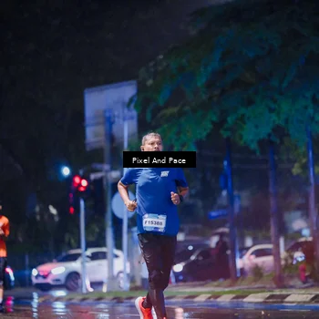 Runner Photo 7825738