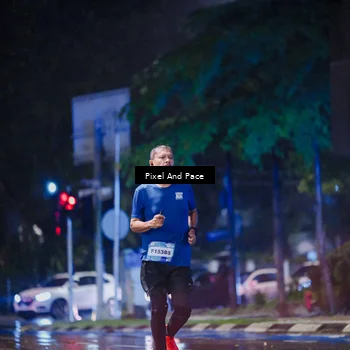 Runner Photo 7825743