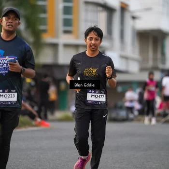 Runner Photo 7825768