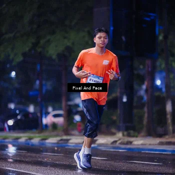Runner Photo 7825777