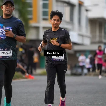 Runner Photo 7825789