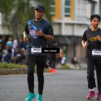 Runner Photo 7825795