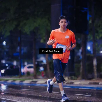Runner Photo 7825800