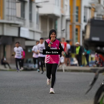 Runner Photo 7825813