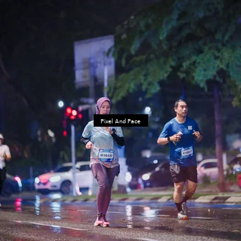Runner Photo 7825824