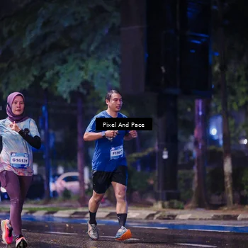 Runner Photo 7825838