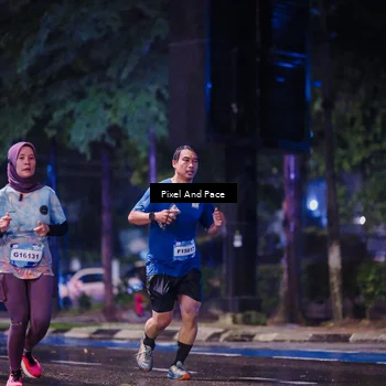 Runner Photo 7825845
