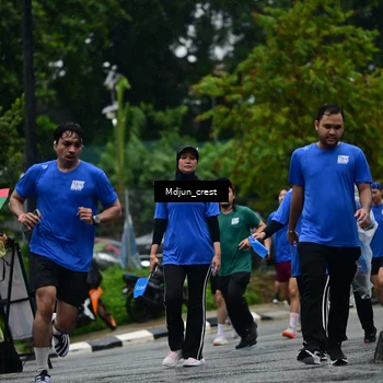 Runner Photo 7825847
